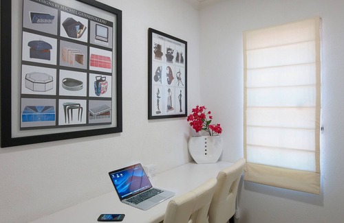 Sheraton Park House | This Property in Centrally Located in a Quiet Residential Neighbourhood