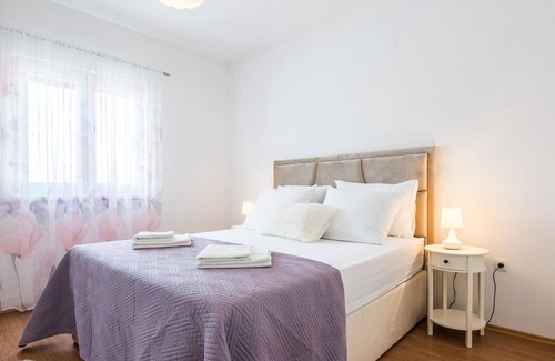 Policnik House | This spacious vacation home with pool is suitable for families or friends who want to enjoy nature,
