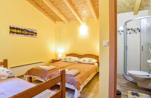 Vrlika House | This vacation home with pool offers you a pleasant stay with views of the mountains and nature.