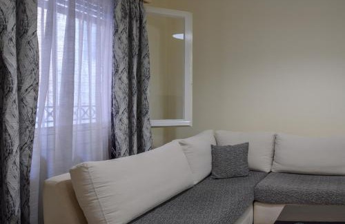 Thissio Apartment | Thiseio Home