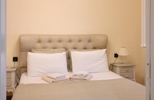 Thissio Apartment | Thiseio Home