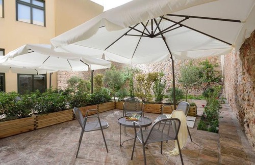 Thissio Apartment | Thission Luxury Homes & Spa By K&k