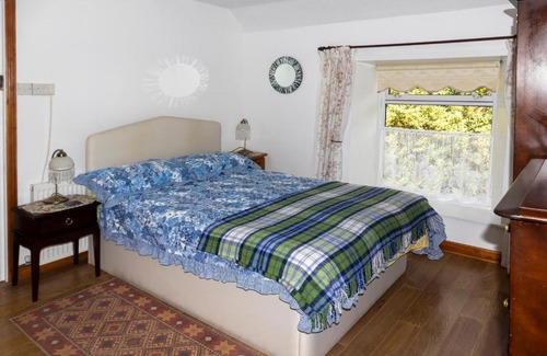 Fishguard House | Thorn cottage