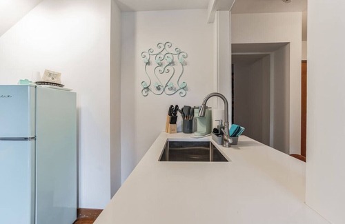 Cheyney Apartment | Thornton Studio w/Kitchenette