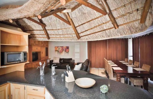 Centurion House | Three Bedroom Unit No Loadshedding