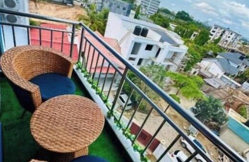 Oyster Bay Apartment | Three-Bedroom Apartment with Balcony 1& 2