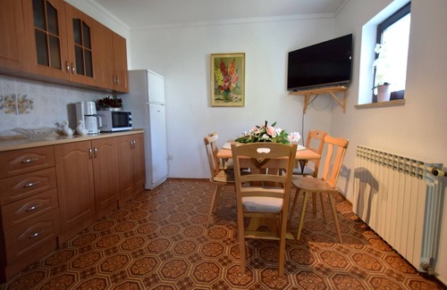 Vantacici Apartment | Three bedroom apartment with terrace Vantačići, Krk (A-20416-a)
