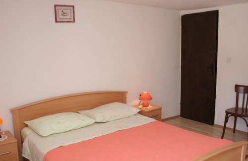Orebic Apartment | Three bedroom apartment near beach Cove Velika Prapratna, Pelješac (A-4514-a)