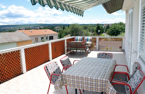 Vantacici Apartment | Three bedroom apartment with terrace and sea view Vantačići, Krk (A-5347-a)