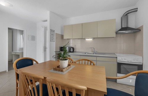Podgora Apartment | Three bedroom apartment near beach Podgora, Makarska (A-2596-a)
