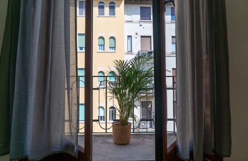 Milan Apartment | Three bedroom apartment in the center of the city