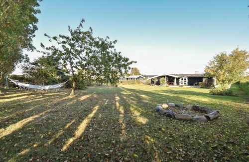 Helnæs By House | Three-Bedroom Holiday Home in Ebberup