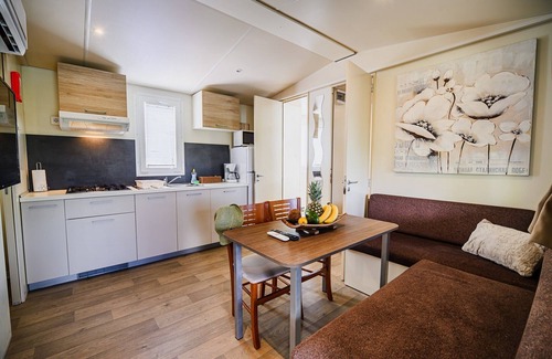 Terme Catez House | Three Bedroom Mobile Home with Lake View (owner 3)