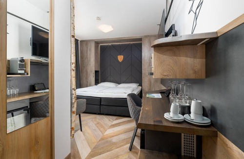 Kaprun Apartment | Three-Bedroom Suite - 24 by Avenida Hotel & Residences Kaprun
