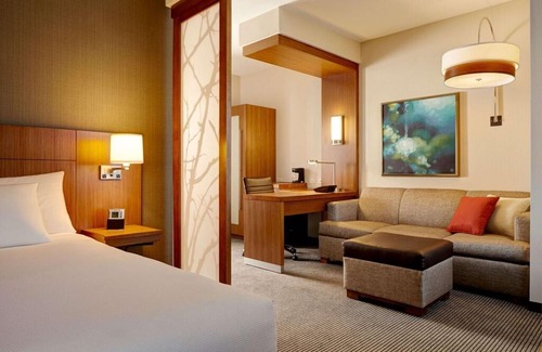 Interchange Square Hotel | Three Comfy Units Near Attractions, Pool, Free Parking