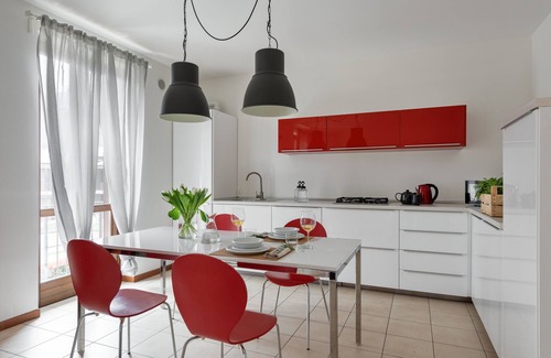 Roe Volciano Apartment | Three-room 6 bed garden small pool garage wifi Gardasee