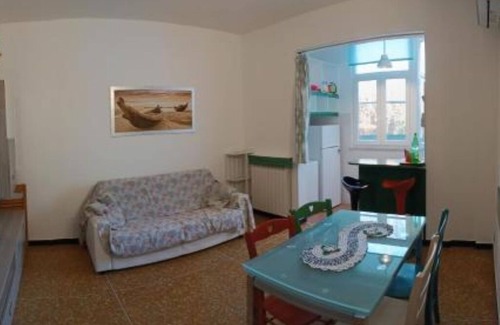 Albissola Marina Apartment | three-room apartment by the sea