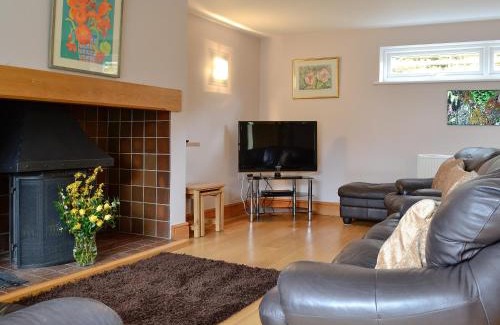 Stroud House | Three Ways
