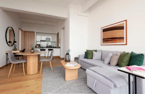 Reforma Apartment | Thrilling 2BR in Cuauhtémoc