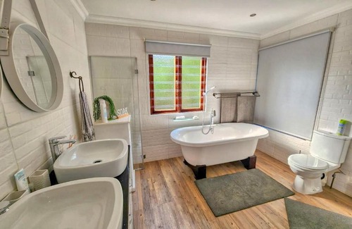 Southbroom Apartment | Throne Manor in Southbroom