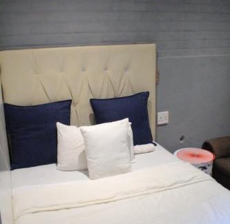 Tzaneen House | Thullyteams guesthouse