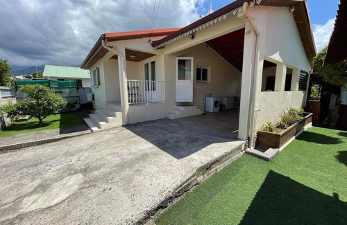 Saint-Louis House | Ti kaz Guita