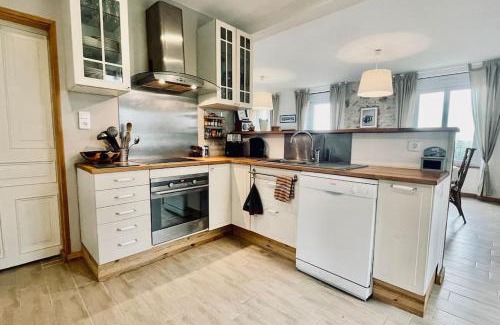 Roscanvel House | Ti-maen - La maison de pierres