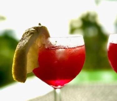 Le Carbet House | Ti Sucrier Jaune - Douceur caraïbe vue mer