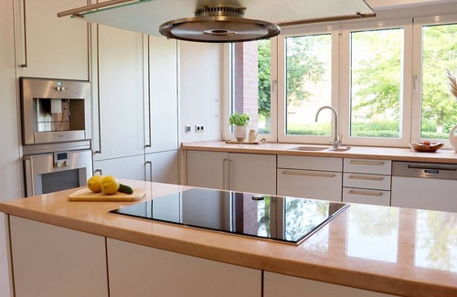 Timmendorfer Strand House | TIAN1 - Luxurious vacation home with whirlpool, sauna, fitness room and garden near the beach