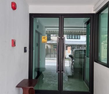 Chom Phon Apartment | Tiara Place