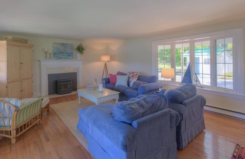Taylors Island House | Tidal Serenity- Remote Waterfront Home with dock