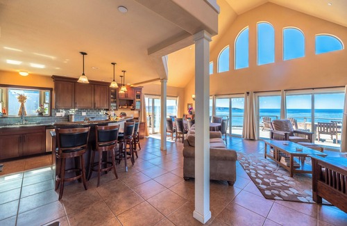 Dillon Beach House | TidePool~Relaxing Family Getaway! Walk to Beach!Decks!HtTb/GmRm/PupOK/WiFi