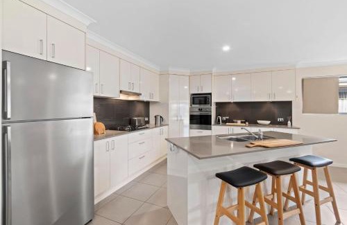 Tomakin House | Tides at Tomakin Managed by Batemans Bay Accom