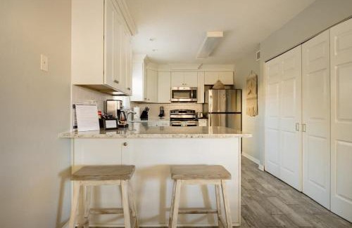 Jacksonville Beach Apartment | Tides Beach Paradise - Two Apartments Combined