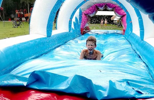 Vledder House | Tidy bungalow with garden located in natural area