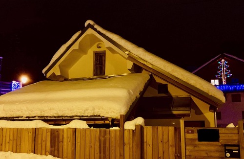 Valloire Ski Chalet | "Tigny House", private chalet in the heart of Valloire, 4 to 6 persons