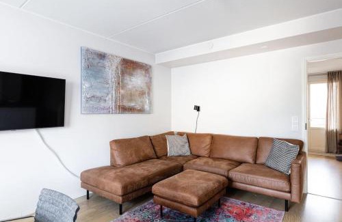 Kallio Apartment | Tilava ja moderni kolmio Kalliossa