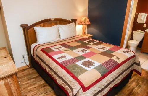 Estes Park Ski Chalet | Timber Creek Chalets- 10B chalet