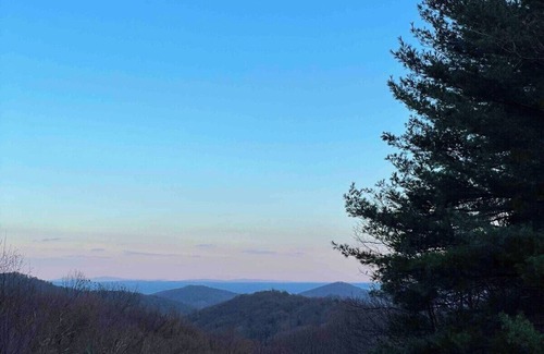 Bentonville Cabin | Timber Creek Falls - a Shenandoah cabin with a private waterfall