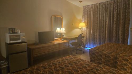 Phillips Hotel | Timber Inn Motel