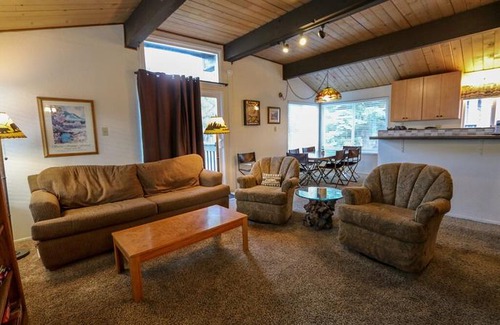 Mammoth Lakes Apartment | Timberline #44