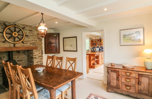 Newton Ferrers House | TIMBERS, family friendly, with open fire in Newton Ferrers