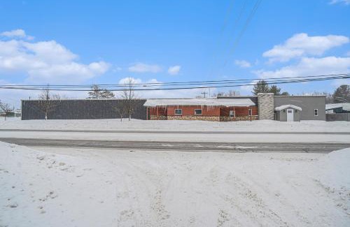 Lewiston Apartment | Timbertown Lodge & Lanes