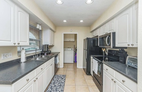 Indian Rocks Beach Condo | Time to Book Holidays and Spring! Sand, Sea, & Sunset at IRB; Steps to Beach;