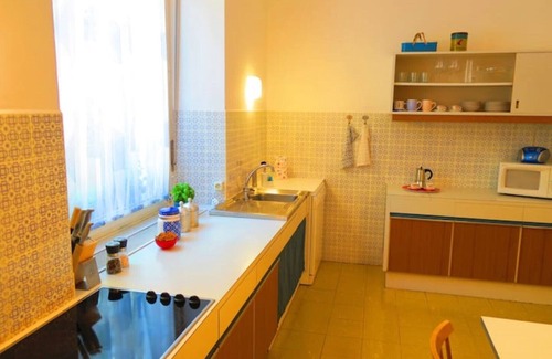 Merano Apartment | Time travel a spacious 4-room apartment in Merano, whith privat parking for free