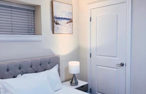 Burnaby House | Tina House - Near Skytrain Metrotown