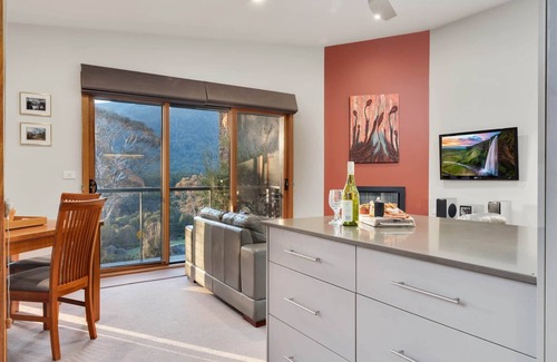 Crackenback Apartment | Tingaringy | Crackenback | Adults only