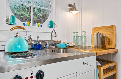 Kerns Hotel | Tiny Digs - Hotel of Tiny Houses