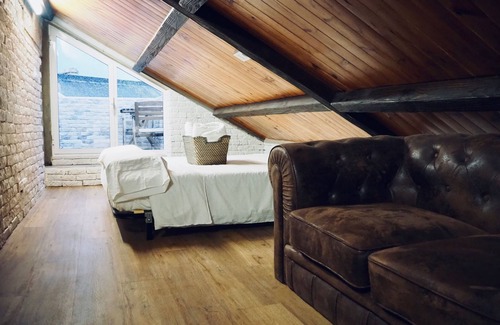 La Linea de la Concepcion House | Tiny Apartment Touching the Border :)