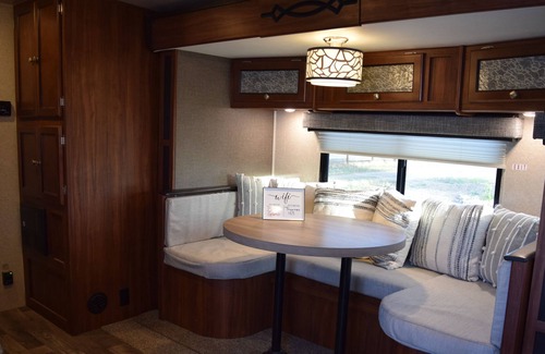 Madera House | Tiny Home Camper w/ Private Patio near Yosemite, Lakes and Casinos